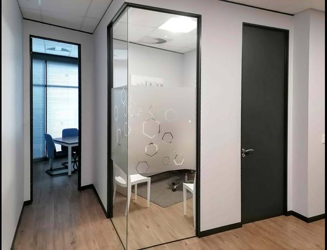 114.90M² OFFICE TO LET IN DURBANVILLE CENTRAL